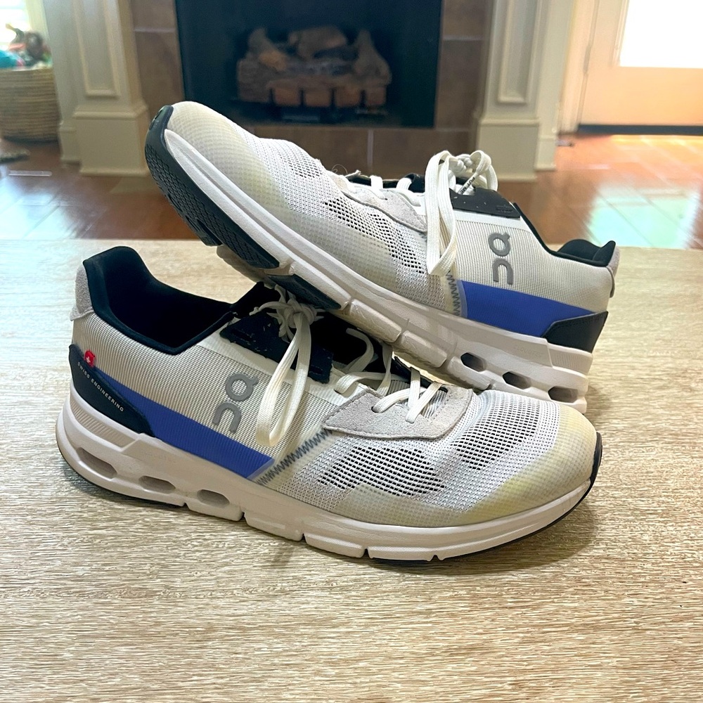 On Running Shoes White Blue  Men’s Size 8